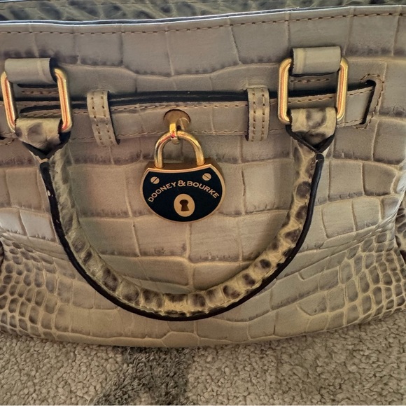 Dooney and Bourke Satchel Bag croc embossed reptile gray cream leather - Picture 2 of 14